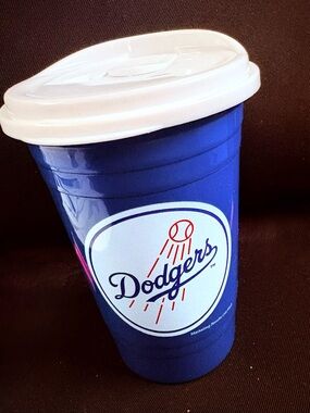 Authentic NWT Los Angeles Dodgers Reusable Plastic Travel Cup